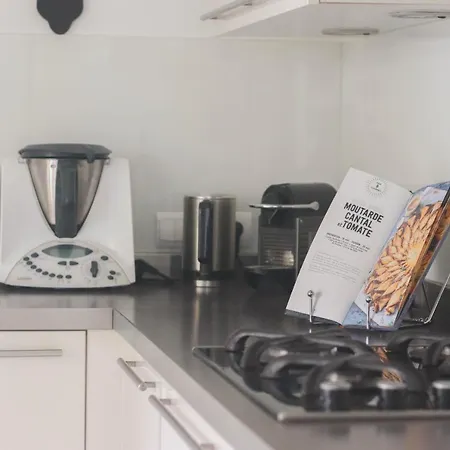 Peaceful With Infinity Pool, 10' From The Center Of Villa