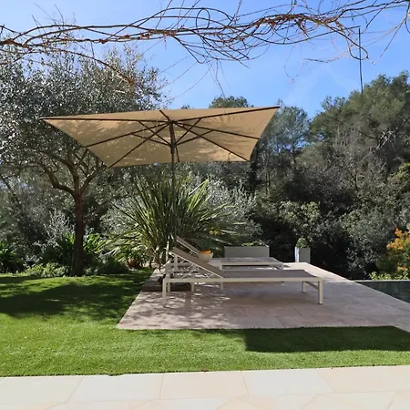 Villa Peaceful With Infinity Pool, 10' From The Center Of *